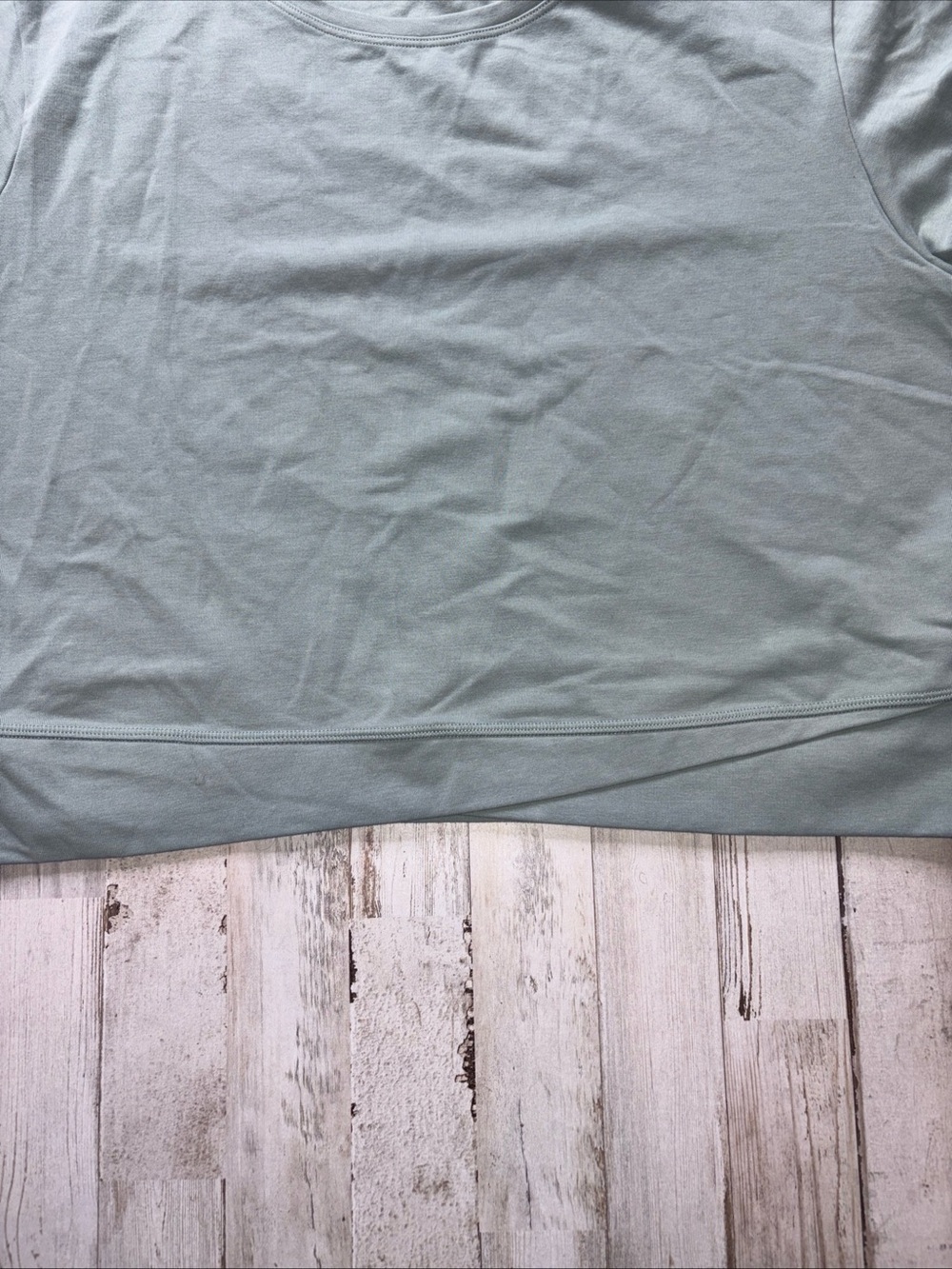Old Navy PowerChill Cropped Cross Front T-Shirt 3X Osage Green Stretch Top Tee - Picture 6 of 11